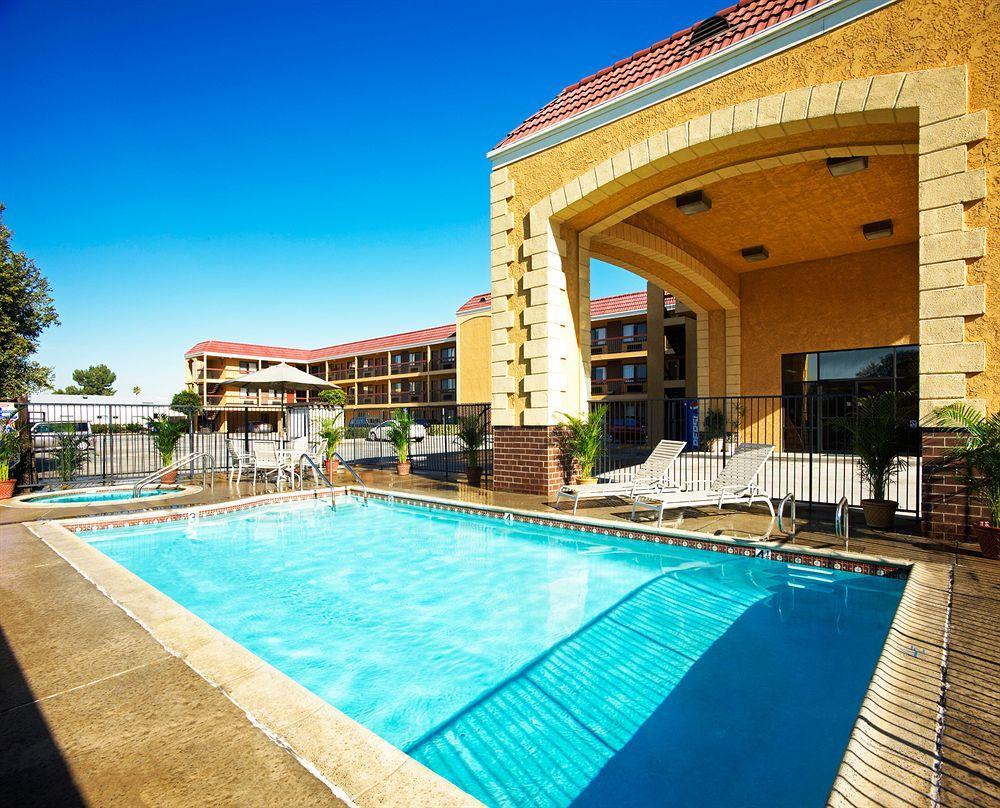 Surestay By Western Anaheim