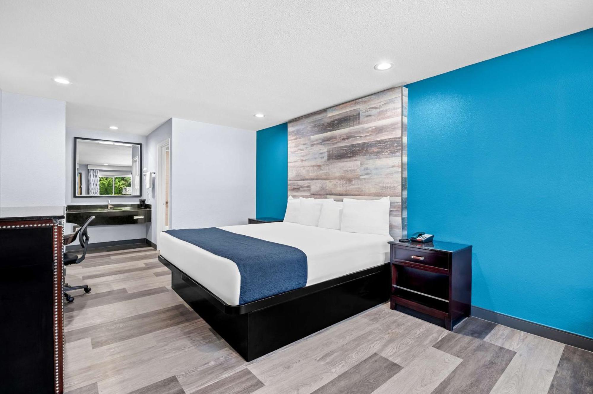 Hotel Surestay By Western Anaheim