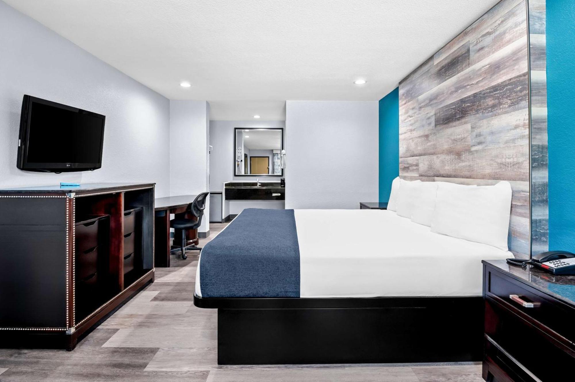 Hotel Surestay By Western Anaheim 3*